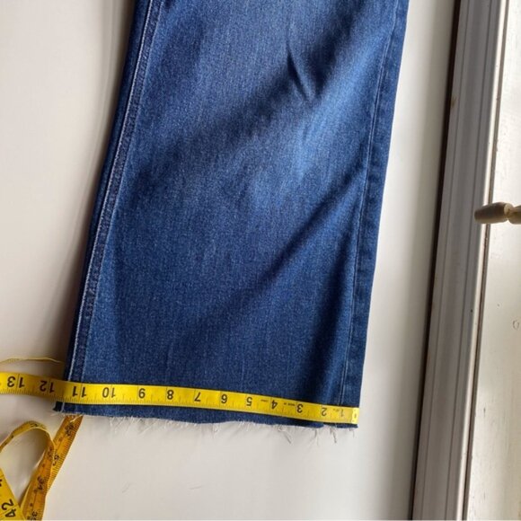 GAP 2024 High Rise Stride Wide-Leg Jeans Woman 31/12 Dark Wash Cropped RAW HEM - Picture 14 of 16